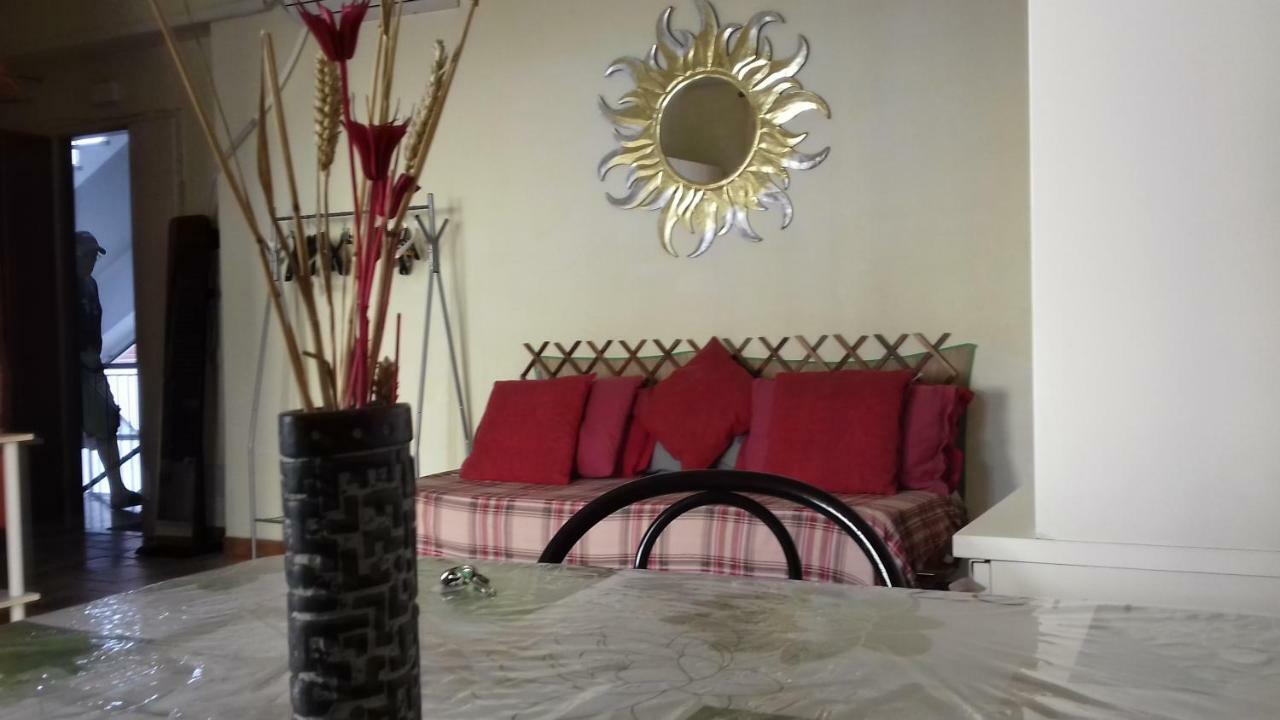 Ampio Monolocale Con Balcone Fronte Mare Villa Porto Santo Stefano  Ngoại thất bức ảnh